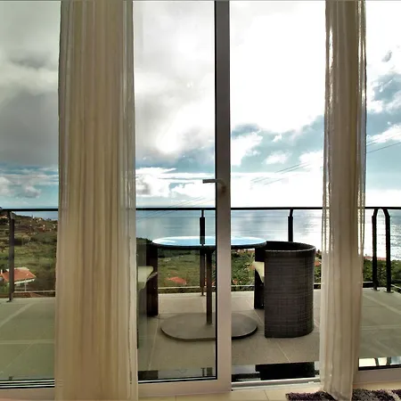 Farious A Villa Arco da Calheta (Madeira)