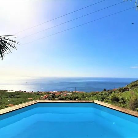 Farious A Arco da Calheta (Madeira)