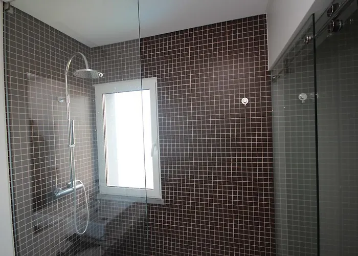 Villa Farious A Arco da Calheta (Madeira)