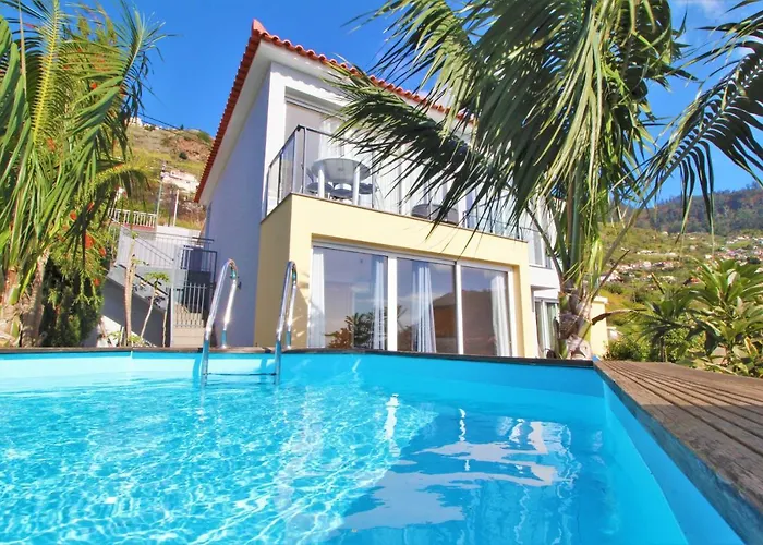 Villa Farious A Arco da Calheta (Madeira)